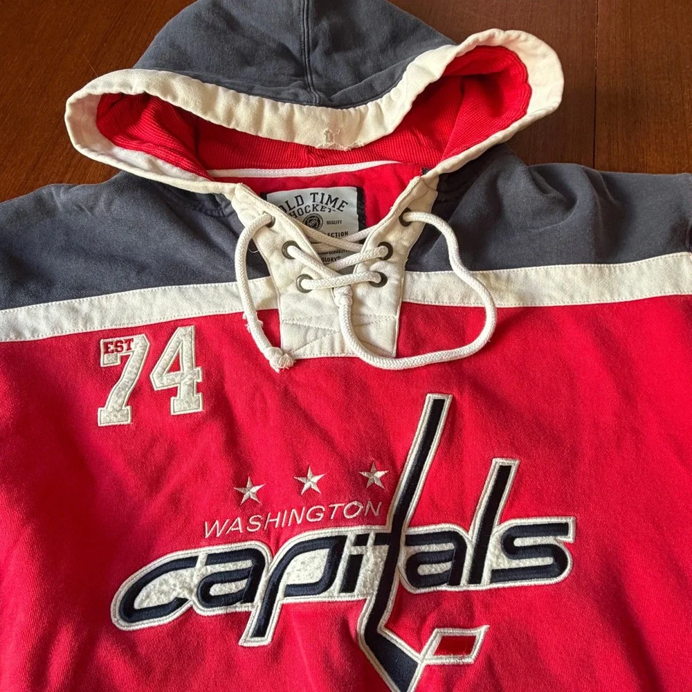Old Time Hockey Washington Capitals Lace Up Hoodie Red Navy Large NHL Causeway